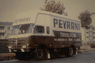 I primi storici camioncini Peyrani.
